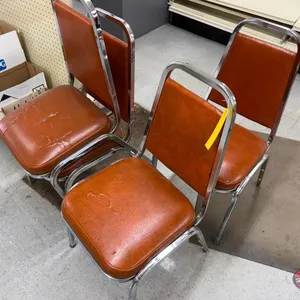 (4) Chairs