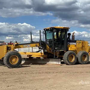 2006 John Deere 772D AWD Motor Grader
