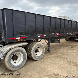 1974 Transcraft refuse trailer
