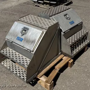 (2) Merritt step boxes