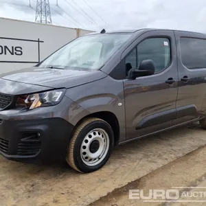 2023 Peugeot Partner 