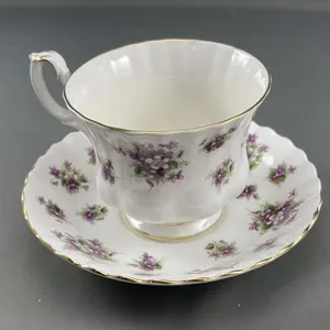 Royal Albert Sweet Violets