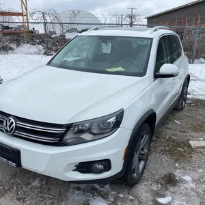 Non-Operable  2017  Volkswagen  Tiguan  AWD EX 4dr SUV