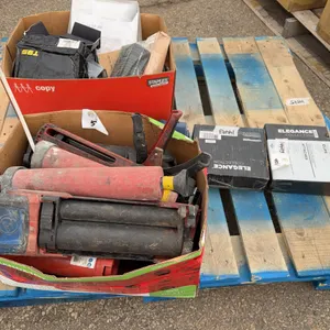 Lot Caulking Guns & Accessories