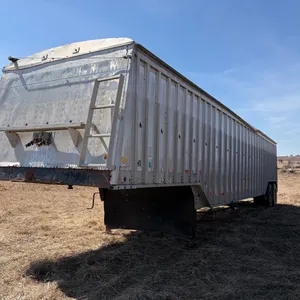 1980 Corn Belt Mfg. 800C Hopper Trailer