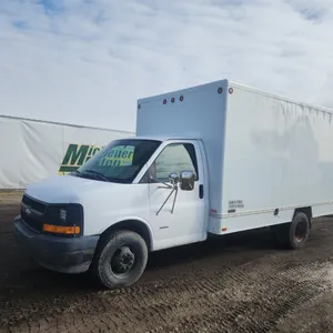 2006  Chevrolet  Express  S/A  Cube Van