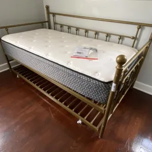 Metal Trundle Day Bed