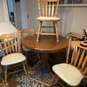 42" Table and 4 Chairs