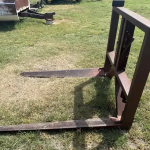 3 Point Round Bale Carrier