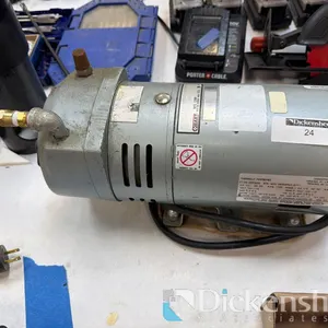 GAST VACUUM PUMP