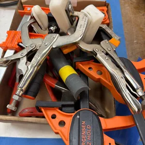 SELECTION OF CLAMPS LOT