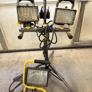 Work Lights 
- both powered on when plugged in