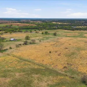 Parcel 3: 17 1/2 Acres  Hwy 52 Morris, OK