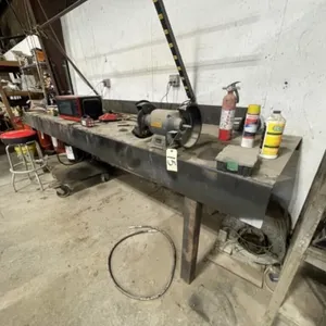 Heavy Duty Metal Work Bench w/Elec Grinder