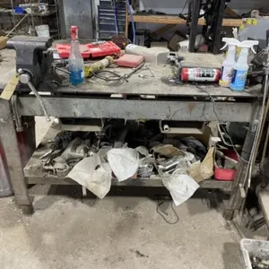 Work Bench w/6-1/2" Ken-Tool Vise