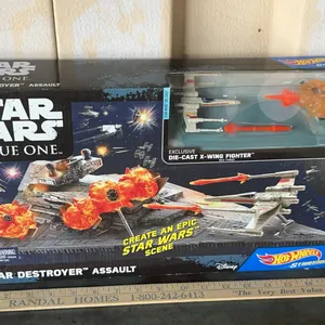 Unopened 2016 Hot Wheels Starships Star Wars Rogue One Star Destroyer Assault