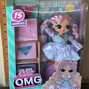 L.O.L. Surprise O.M.G. Pearla Doll With 15 Surprises