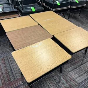 6 - Student Desks