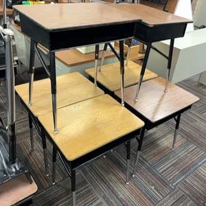 6 - Student Desks