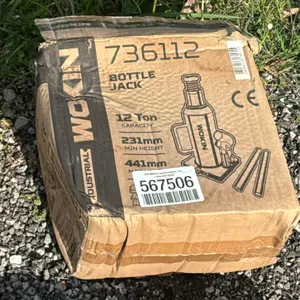 UNUSED WOKIN 12 TON BOTTLE JACK