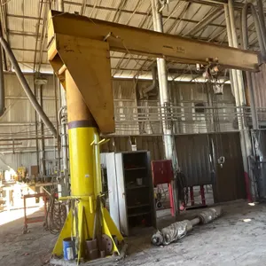3 TON GORBEL PEDESTAL CRANE