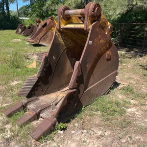 CAT 38 IN. BUCKET