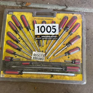 UNUSED 20PC PROFFESSIONAL SERIES TYPE SCREWDRIVER SET