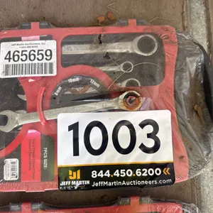 UNUSED 7 PC RATCHET WRENCH SET