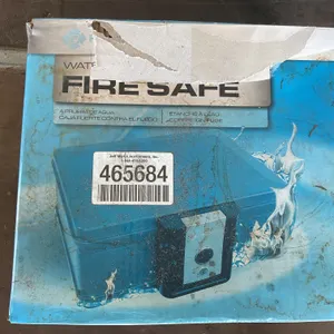 FIRST ALERT 2013F .17 CU FT FIRE AND WATER PROOF SAFE