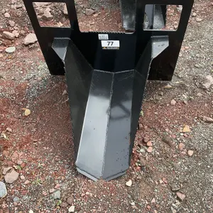 UNUSED KC TREE SPADE BUCKET