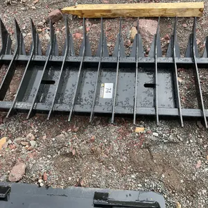UNUSED KC 70 INCH ROOT RAKE