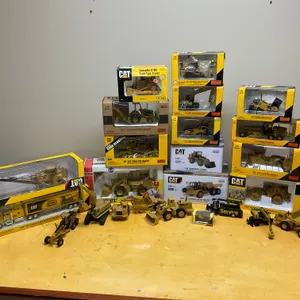 ASSORTMENT OF CATERPILLAR DIECAST MODELS, TO BENEFIT K9’S FOR WARRIORS