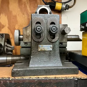 YUASA INTERNATIONAL ADJUSTABLE TAILSTOCK SN: 553-301