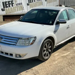 2008 FORD TAURUS VIN: 1FAHP24W58G133984 FWD