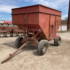 M & W 200B SN: 3664 GRAVITY WAGON