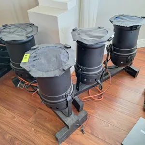 2 Stage Lights with Mounts