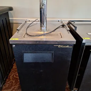 True Kegerator/Beer Tap on Wheels, Model: TDD-1, 115V, 24"x30"x38"