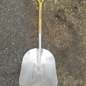 Yardworks Scoop Shovel
