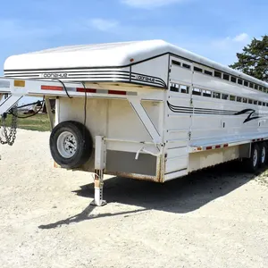 2016 Donahue 28 Ft Livestock Trailer