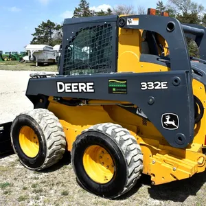 2013 John Deere 332E Skid Steer