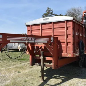 1994 Donahue Gooseneck Grain Trailer