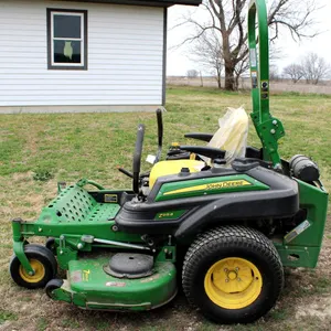 2015 John Deere Z915B 60" Riding Lawn Mower