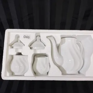 PORCELAIN SERVING SET