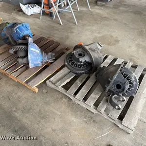(4) Eaton Fuller rear ends