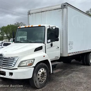 2006 Hino 268 box truck