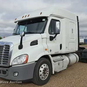 2015 Freightliner Cascadia semi truck