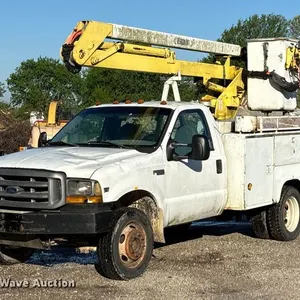 1999 Ford F450 Super Duty bucket truck