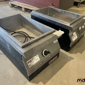 (2) Garland Commercial Food Warmers
 UNRESERVED