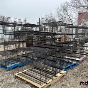 Assorted Wire Racks
 UNRESERVED