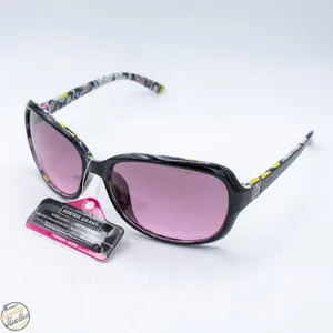 PAIR OF NEW FOSTER GRANT SUNGLASSES